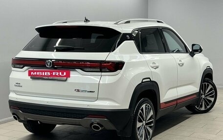 Changan CS35 Plus, 2023 год, 1 890 000 рублей, 2 фотография