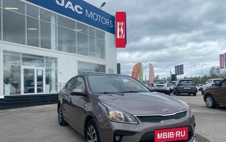 KIA Rio IV, 2018 год, 1 354 000 рублей, 4 фотография