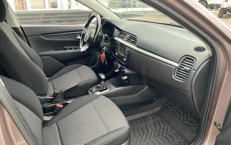 KIA Rio IV, 2018 год, 1 354 000 рублей, 30 фотография
