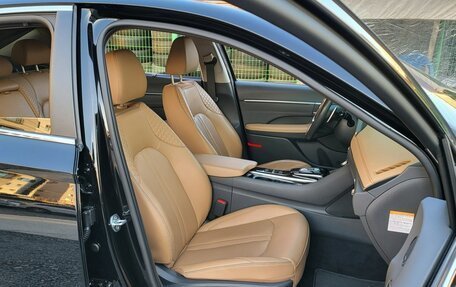 Hyundai Sonata VIII, 2021 год, 2 100 000 рублей, 14 фотография