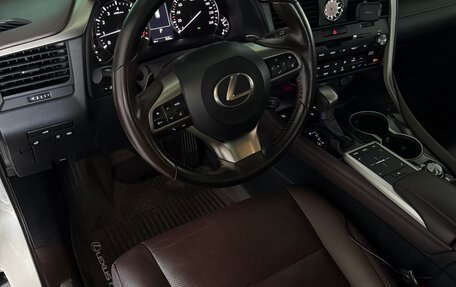Lexus RX IV рестайлинг, 2021 год, 6 300 000 рублей, 10 фотография