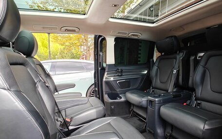 Mercedes-Benz V-Класс, 2017 год, 4 999 000 рублей, 14 фотография
