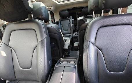 Mercedes-Benz V-Класс, 2017 год, 4 999 000 рублей, 17 фотография