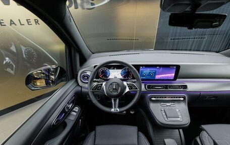 Mercedes-Benz V-Класс, 2024 год, 13 940 000 рублей, 18 фотография