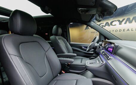 Mercedes-Benz V-Класс, 2024 год, 13 940 000 рублей, 28 фотография