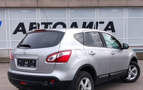 Nissan Qashqai, 2010 год, 949 000 рублей, 2 фотография