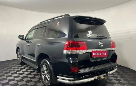 Toyota Land Cruiser 200, 2016 год, 5 200 000 рублей, 7 фотография