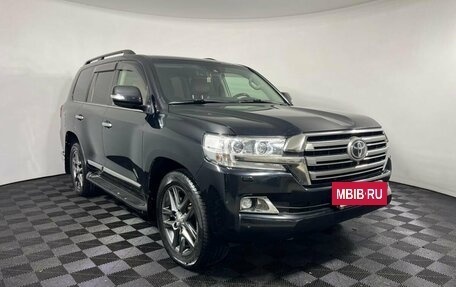 Toyota Land Cruiser 200, 2016 год, 5 200 000 рублей, 3 фотография