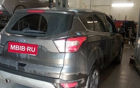 Ford Kuga III, 2018 год, 1 720 000 рублей, 3 фотография