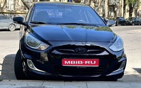 Hyundai Solaris II рестайлинг, 2012 год, 710 000 рублей, 1 фотография