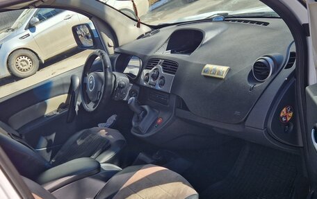 Renault Kangoo II рестайлинг, 2011 год, 850 000 рублей, 7 фотография