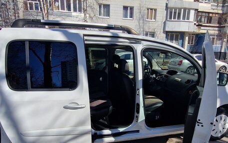 Renault Kangoo II рестайлинг, 2011 год, 850 000 рублей, 6 фотография