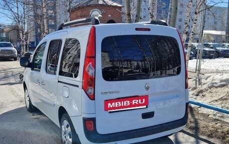 Renault Kangoo II рестайлинг, 2011 год, 850 000 рублей, 3 фотография