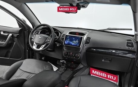 KIA Sorento II рестайлинг, 2015 год, 1 595 000 рублей, 13 фотография