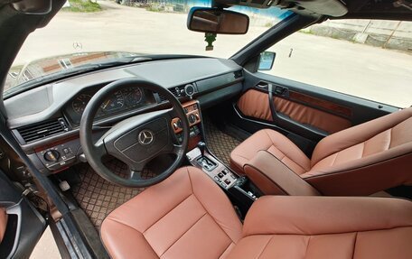 Mercedes-Benz E-Класс, 1995 год, 5 800 000 рублей, 2 фотография