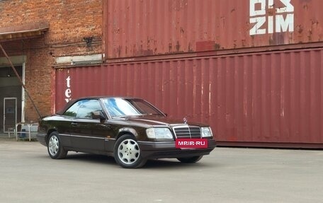 Mercedes-Benz E-Класс, 1995 год, 5 800 000 рублей, 9 фотография