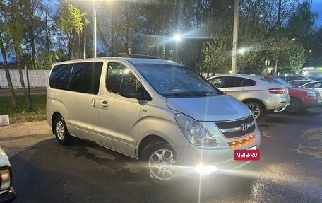 Hyundai Grand Starex Grand Starex I рестайлинг 2, 2008 год, 1 200 000 рублей, 2 фотография