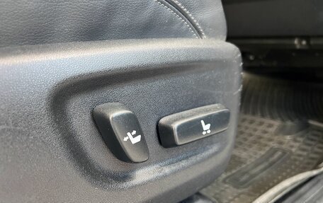 Toyota Land Cruiser Prado 150 рестайлинг 2, 2017 год, 4 199 000 рублей, 18 фотография