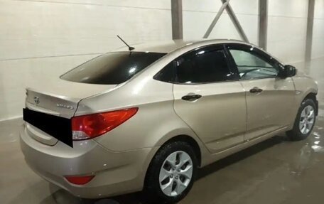 Hyundai Solaris II рестайлинг, 2011 год, 570 000 рублей, 5 фотография