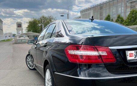 Mercedes-Benz E-Класс, 2011 год, 1 630 000 рублей, 6 фотография