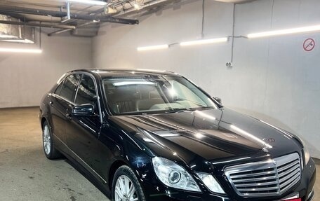 Mercedes-Benz E-Класс, 2011 год, 1 630 000 рублей, 12 фотография