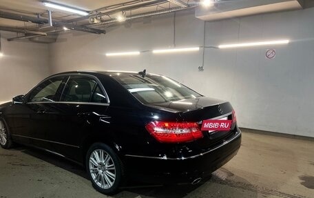 Mercedes-Benz E-Класс, 2011 год, 1 630 000 рублей, 19 фотография