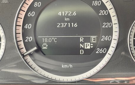Mercedes-Benz E-Класс, 2011 год, 1 630 000 рублей, 40 фотография