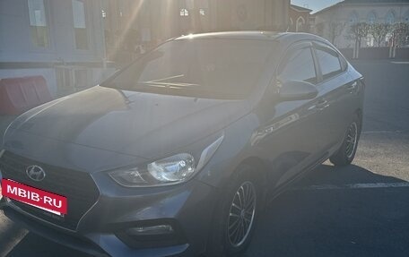 Hyundai Solaris II рестайлинг, 2017 год, 1 199 000 рублей, 5 фотография