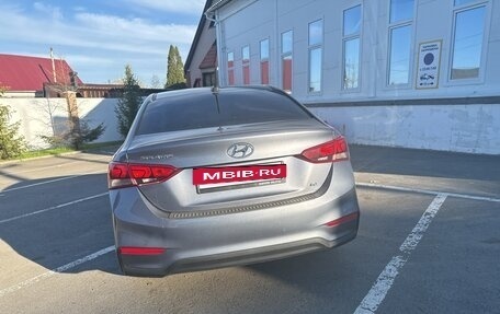 Hyundai Solaris II рестайлинг, 2017 год, 1 199 000 рублей, 2 фотография