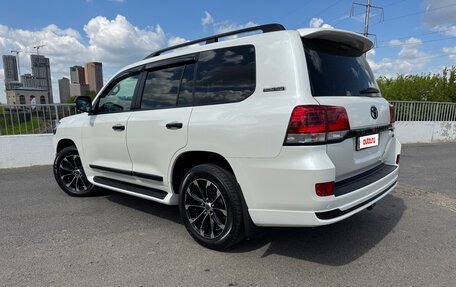 Toyota Land Cruiser 200, 2020 год, 8 700 000 рублей, 4 фотография