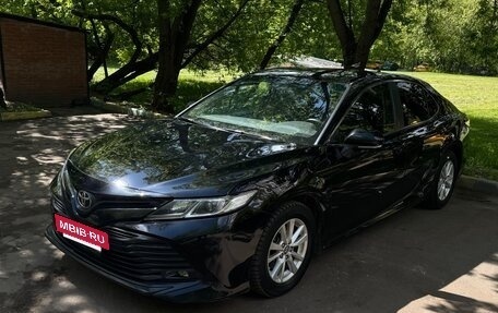 Toyota Camry, 2019 год, 2 150 000 рублей, 2 фотография