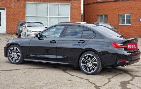 BMW 3 серия, 2019 год, 4 020 000 рублей, 14 фотография