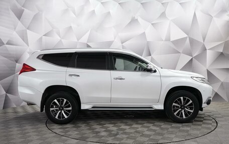 Mitsubishi Pajero Sport III рестайлинг, 2018 год, 2 820 000 рублей, 6 фотография