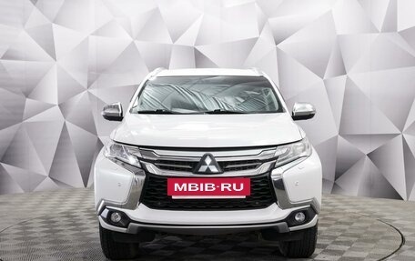 Mitsubishi Pajero Sport III рестайлинг, 2018 год, 2 820 000 рублей, 8 фотография