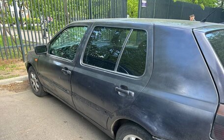 Volkswagen Golf III, 1997 год, 180 000 рублей, 2 фотография