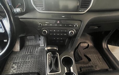 KIA Sportage IV рестайлинг, 2020 год, 2 340 000 рублей, 8 фотография