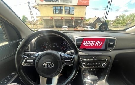 KIA Sportage IV рестайлинг, 2020 год, 2 340 000 рублей, 7 фотография