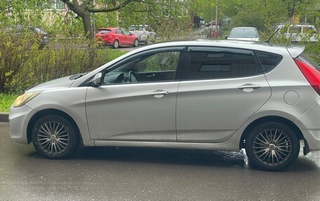 Hyundai Solaris II рестайлинг, 2011 год, 680 000 рублей, 3 фотография