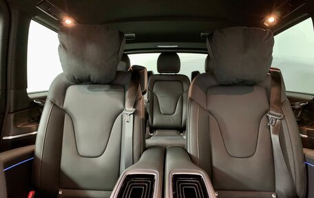 Mercedes-Benz V-Класс, 2024 год, 19 080 000 рублей, 6 фотография