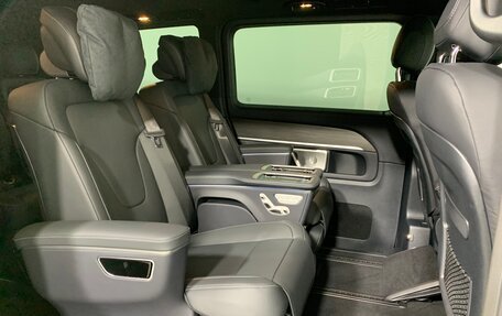 Mercedes-Benz V-Класс, 2024 год, 19 080 000 рублей, 19 фотография