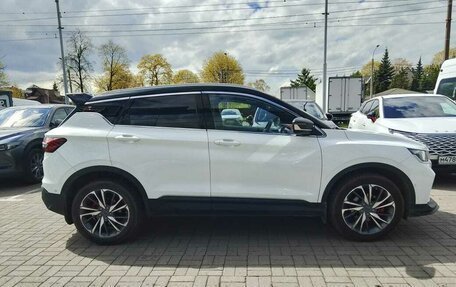 Geely Coolray I, 2022 год, 1 799 000 рублей, 8 фотография
