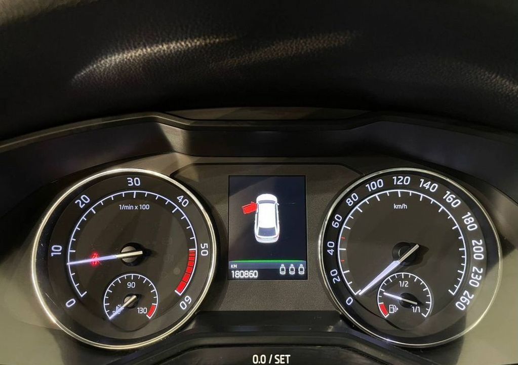 Skoda Superb III, 2017 год, 1 750 000 рублей, 10 фотография