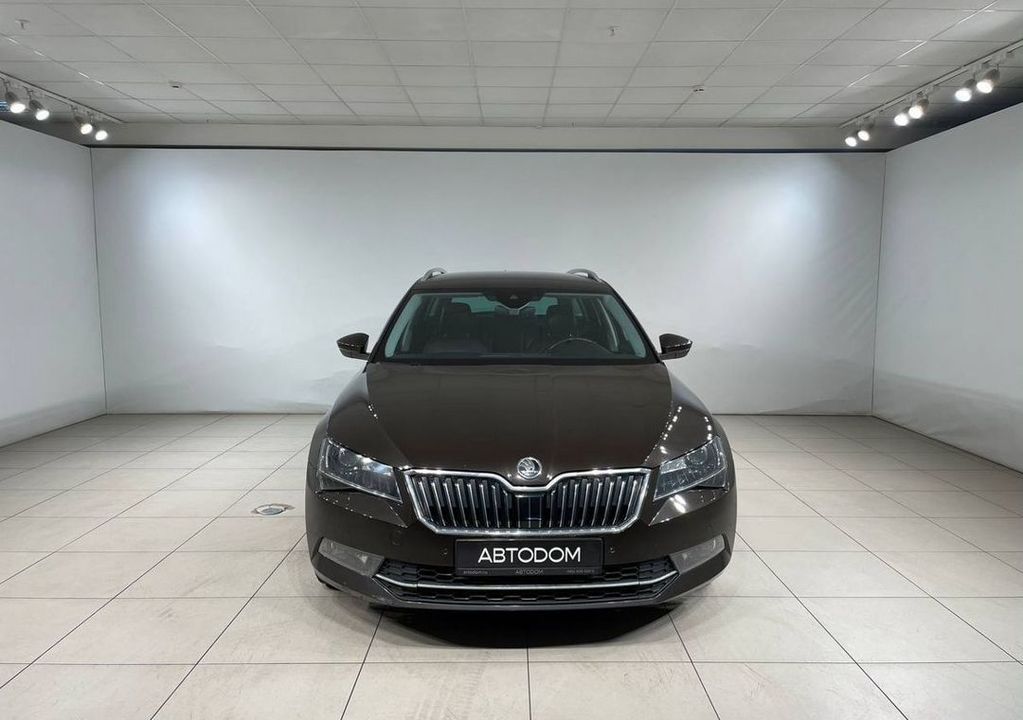 Skoda Superb III, 2017 год, 1 750 000 рублей, 2 фотография