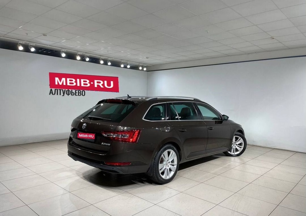 Skoda Superb III, 2017 год, 1 750 000 рублей, 5 фотография