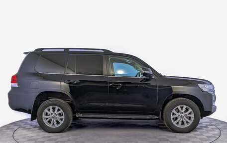 Toyota Land Cruiser 200, 2020 год, 9 350 000 рублей, 4 фотография
