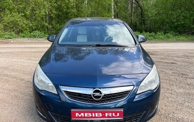 Opel Astra J, 2011 год, 530 000 рублей, 1 фотография