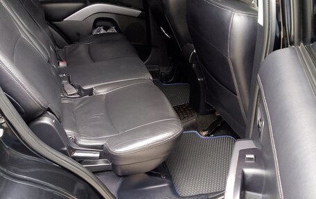 Mitsubishi Outlander III рестайлинг 3, 2011 год, 1 250 000 рублей, 21 фотография