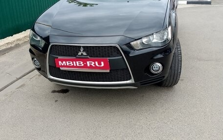Mitsubishi Outlander III рестайлинг 3, 2011 год, 1 250 000 рублей, 9 фотография