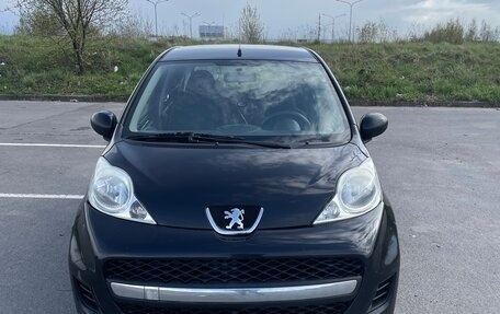 Peugeot 107 I рестайлинг, 2011 год, 480 000 рублей, 2 фотография