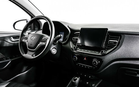 Hyundai Solaris II рестайлинг, 2021 год, 1 919 000 рублей, 9 фотография